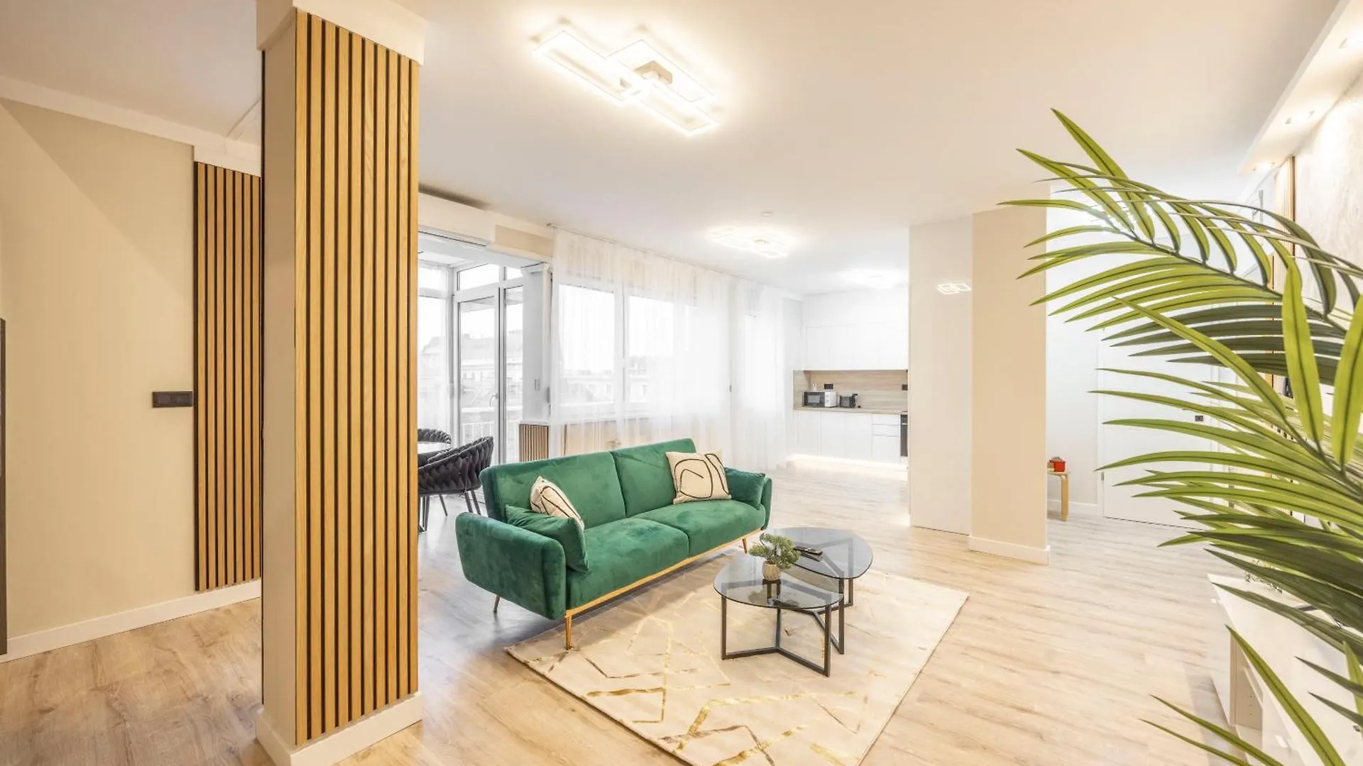 Exclusive Central Duplex Penthouse In The Heart Of Budapest